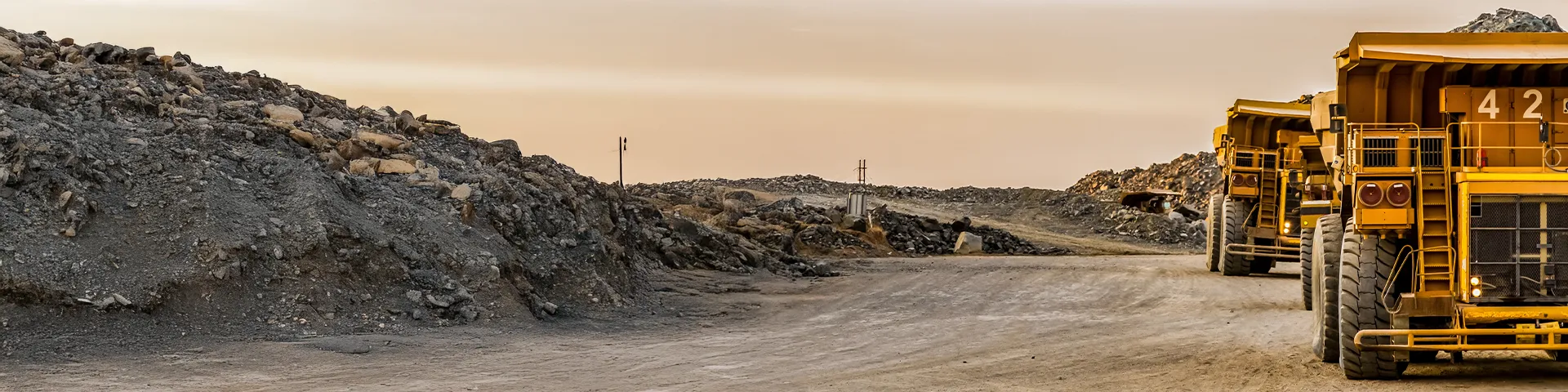 mining dump trucks